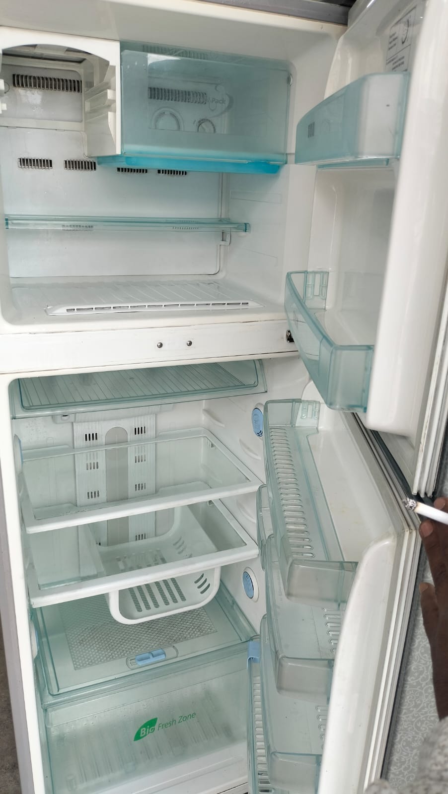 Samsung Double Door Refrigerator - Image 3