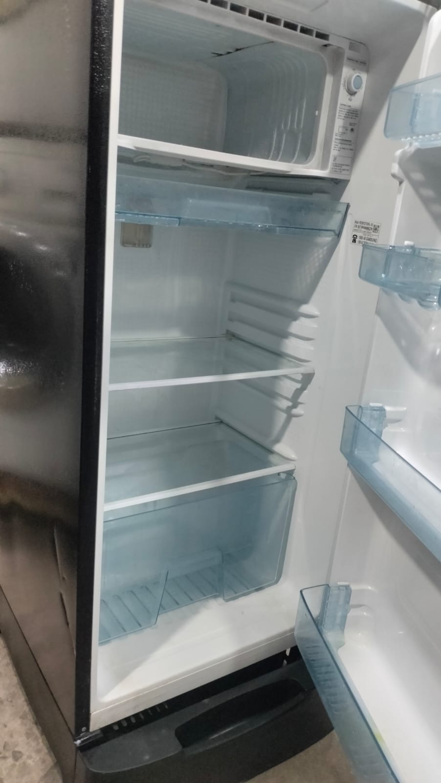 Samsung Single Door Inverter Refrigerator - Image 2