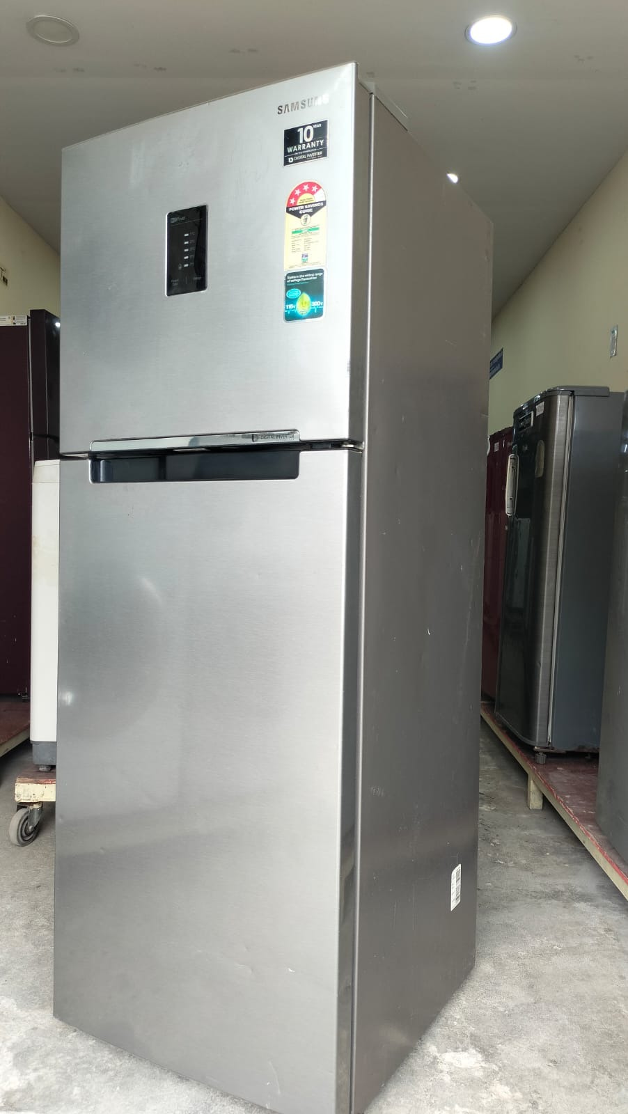 Samsung Frost-Free Double Door Refrigerator - Image 4